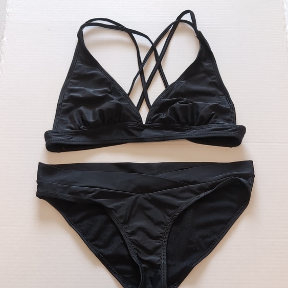 Black Strappy Bikini Set - Picture 1 of 4
